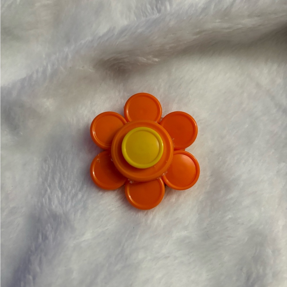 Medicine Cap Flower Magnet Handmade